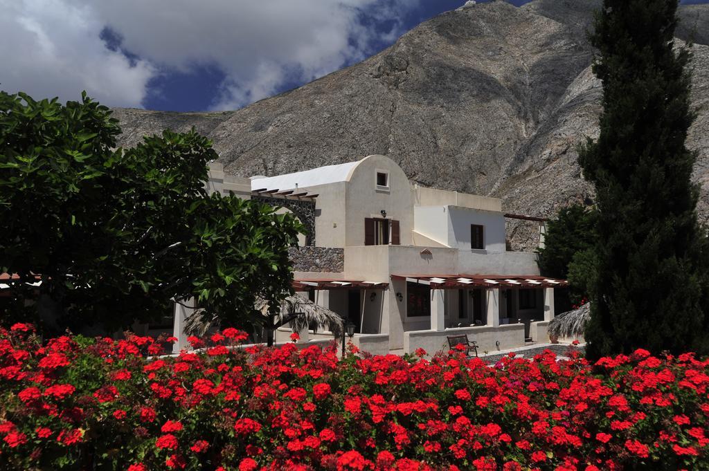 Birds Villa Apartments - Including Car Rental Perissa  Exterior photo