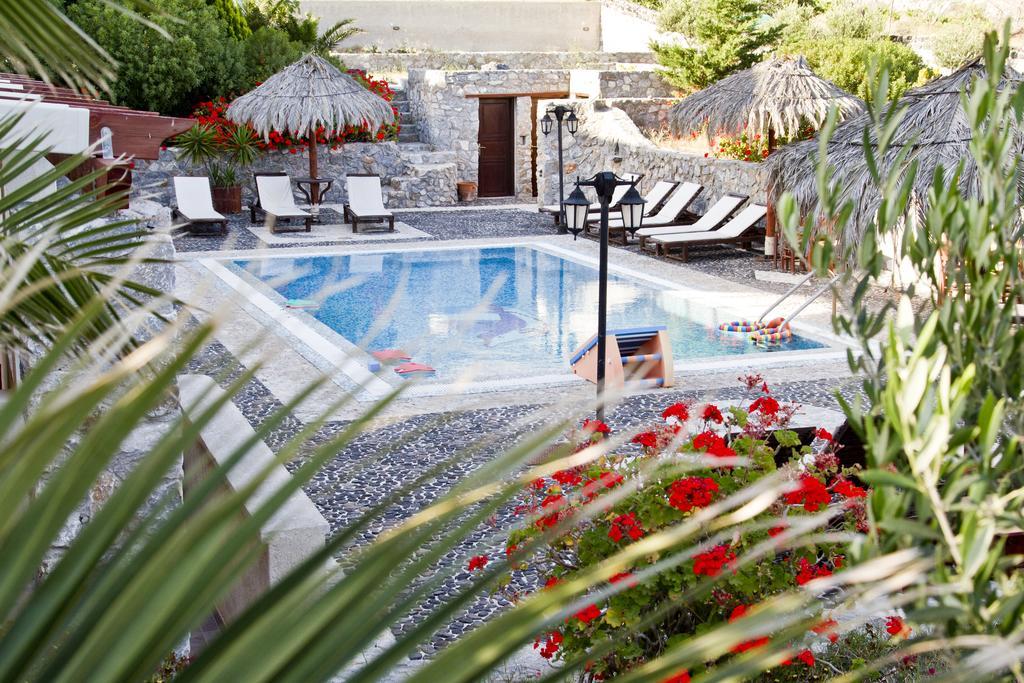Birds Villa Apartments - Including Car Rental Perissa  Exterior photo
