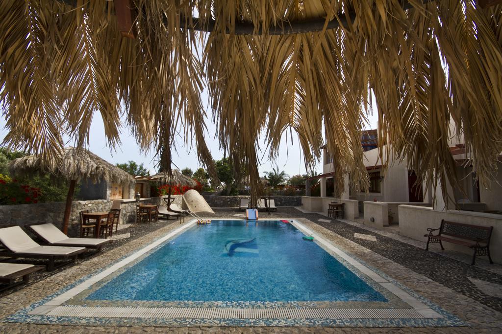 Birds Villa Apartments - Including Car Rental Perissa  Exterior photo